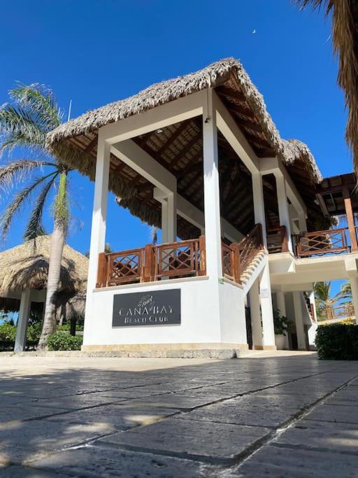 Napoles, Cana Bay Hard Rock. Apartment